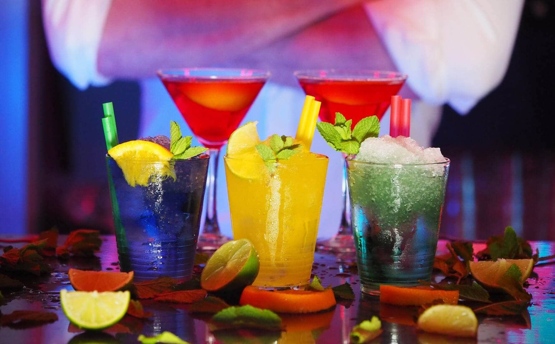 Bar with party drinks and party dj for hire in johanneburg